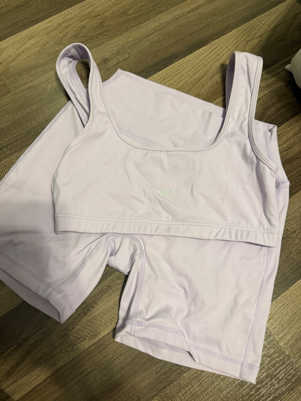 Set Active - Women's Lavender Sports Bra & Shorts